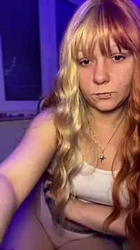 Snapshot of kinkygirl420x chatting on January 11, 8:58 pm kinkygirl420x online show from January 11, 8:58 pm