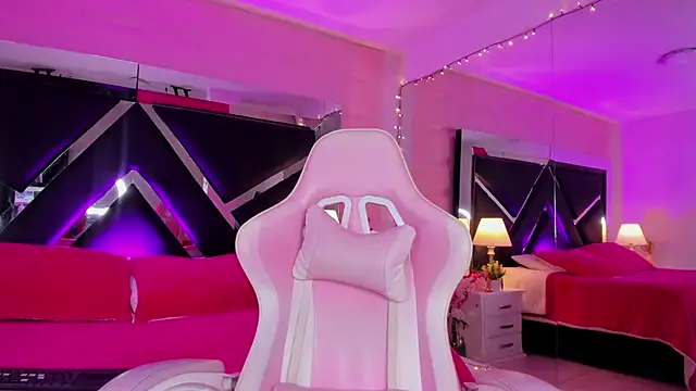 Snapshot of Andrex_Joness chatting on February 26, 4:47 am Andrex Joness online show from February 26, 4:47 am