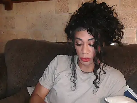 Snapshot of CaramelDipper chatting on March 8, 2:21 pm CaramelDipper online show from March 8, 2:21 pm