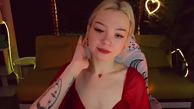 SandraBoyl online show from February 5, 1:26 am