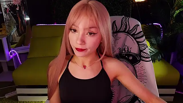 SandraBoyl online show from March 2, 8:16 am