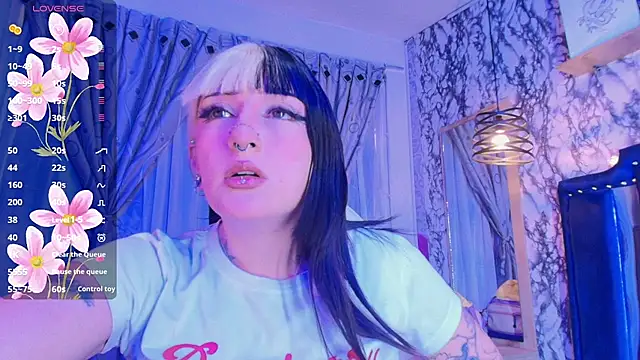 Snapshot of Candy_morgan412 chatting on July 12, 12:40 pm Candy morgan412 online show from July 12, 12:40 pm