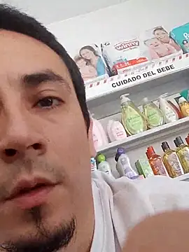 Rejy1992 online show from December 1, 4:29 pm