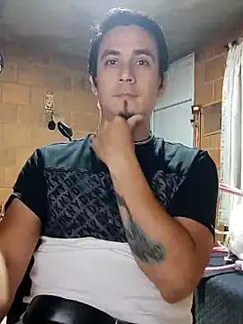 Rejy1992 online show from December 29, 3:44 am