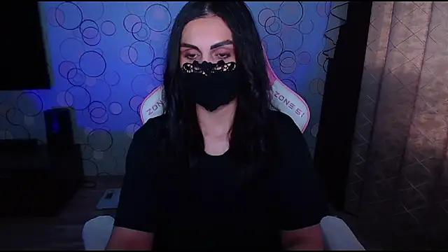 Snapshot of __Yasmina__ chatting on October 17, 6:16 am   Yasmina   online show from October 17, 6:16 am