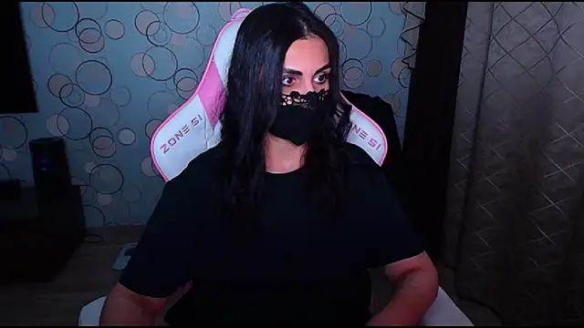 Snapshot of __Yasmina__ chatting on October 21, 2:56 am   Yasmina   online show from October 21, 2:56 am