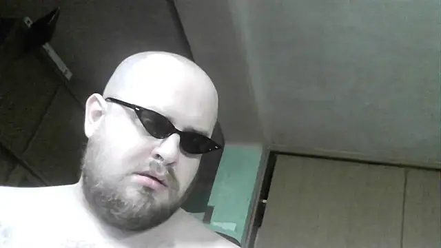 Snapshot of perversalus chatting on December 8, 5:01 pm perversalus online show from December 8, 5:01 pm