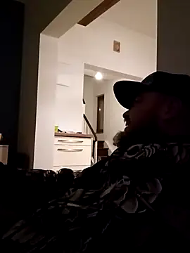 Snapshot of perversalus chatting on December 16, 7:10 pm perversalus online show from December 16, 7:10 pm