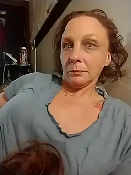 Everlyrose27 online show from February 17, 1:46 am