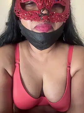 Snapshot of Shasha_X chatting on April 2, 8:23 am Shasha X online show from April 2, 8:23 am