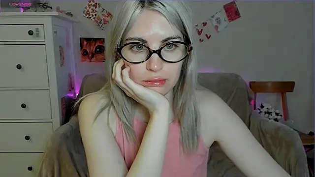 pawpaws online show from May 14, 8:32 am