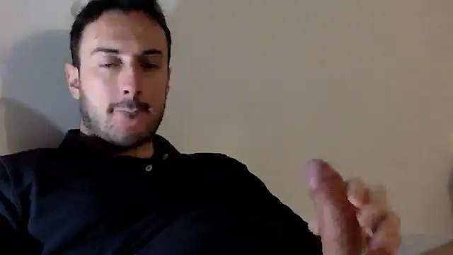 Snapshot of mainnrd chatting on January 29, 2:30 am mainnrd online show from January 29, 2:30 am