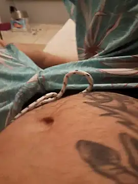 dredre1069 online show from April 15, 1:23 am