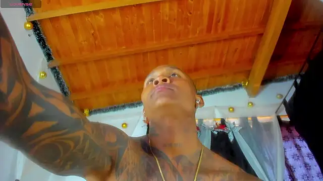 esteveen ortegas  online show from February 11, 4:23 pm