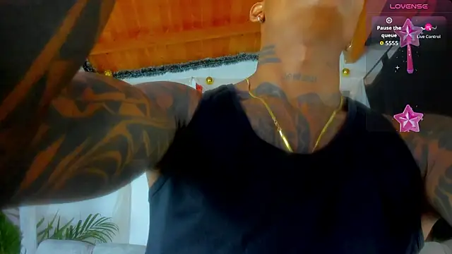 esteveen ortegas  online show from February 21, 3:57 pm