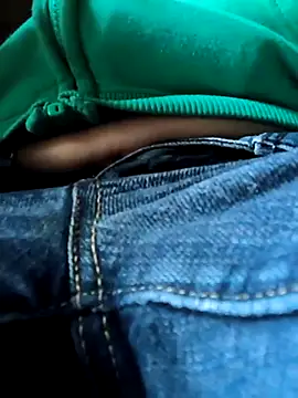 Snapshot of TexaSMESS_37 chatting on February 26, 10:53 pm TexaSMESS 37 online show from February 26, 10:53 pm