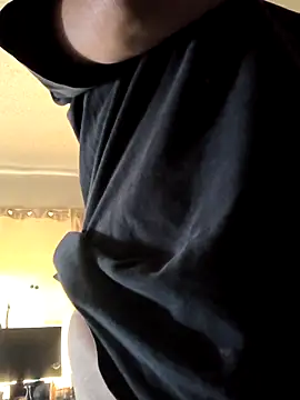 Snapshot of TexaSMESS_37 chatting on November 4, 7:02 pm TexaSMESS 37 online show from November 4, 7:02 pm