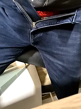 anald66666 online show from October 6, 6:44 am