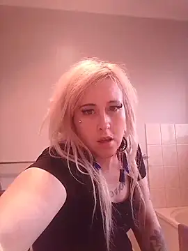 Snapshot of mollymay69 chatting on February 22, 4:57 am mollymay69 online show from February 22, 4:57 am