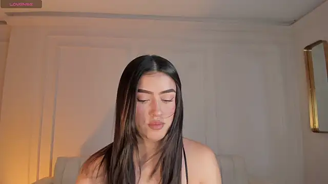 PaulinaSantos  online show from March 21, 7:17 pm