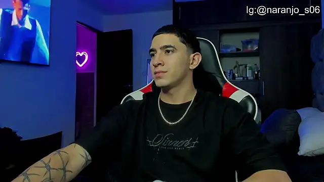 Snapshot of Naranjo_s06 chatting on July 9, 2:37 am Naranjo s06 online show from July 9, 2:37 am