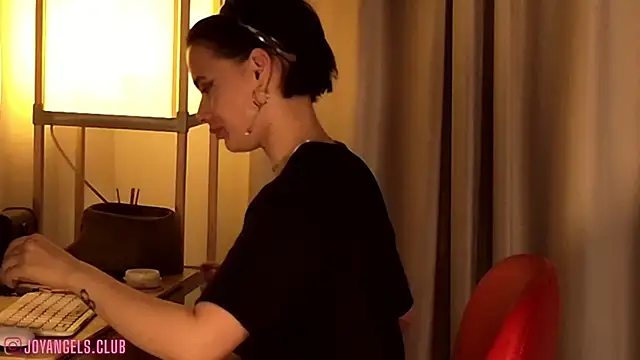 SophieCharm online show from July 12, 4:25 am