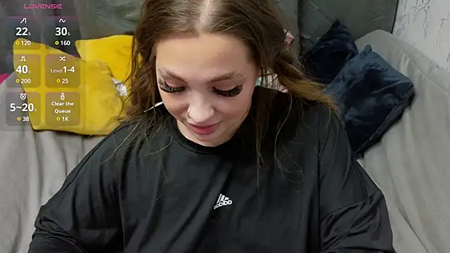 Snapshot of Nicole_Vvinson chatting on December 21, 7:56 am Nicole Vvinson online show from December 21, 7:56 am