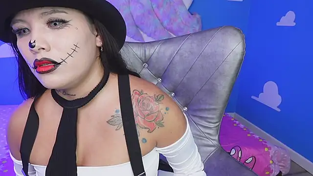 miss keisi online show from October 31, 5:58 pm