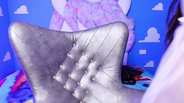 miss keisi online show from July 9, 6:01 pm