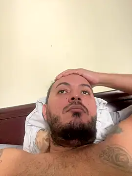 Snapshot of mfloressd14 chatting on November 7, 4:18 pm mfloressd14 online show from November 7, 4:18 pm