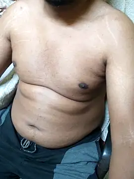 Snapshot of Brown_Munda047 chatting on December 19, 12:23 pm Brown Munda047 online show from December 19, 12:23 pm