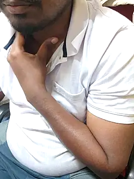 Snapshot of Brown_Munda047 chatting on February 14, 11:34 pm Brown Munda047 online show from February 14, 11:34 pm