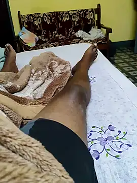 Snapshot of Brown_Munda047 chatting on February 16, 1:51 pm Brown Munda047 online show from February 16, 1:51 pm