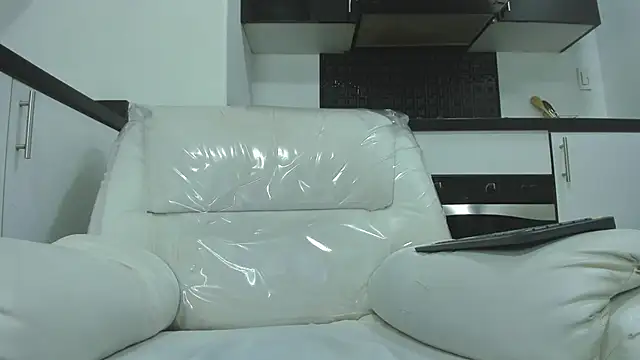 AgarEvans online show from December 15, 8:52 am