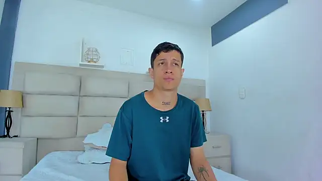 AgarEvans online show from December 15, 5:01 am