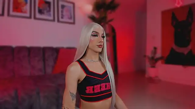 Snapshot of Taylor__foxxx chatting on April 1, 5:41 am Taylor foxxx online show from April 1, 5:41 am