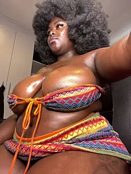 Honeycoco0211 online show from May 7, 9:14 am