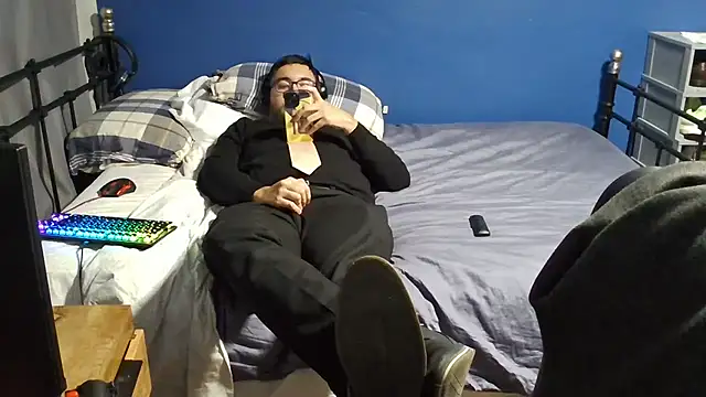 bwcalexander online show from November 12, 11:03 pm