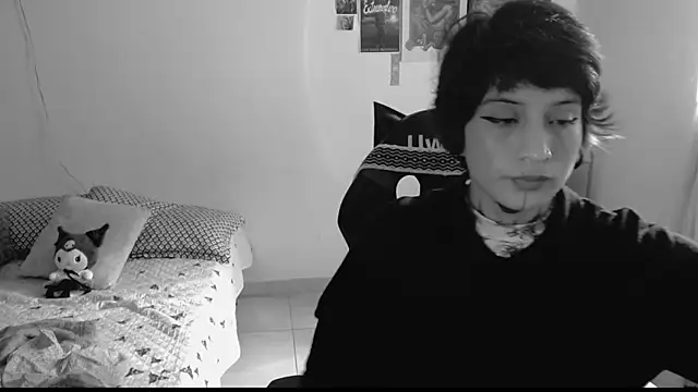 Snapshot of _Apola_77 chatting on February 21, 4:37 pm Apola 77 online show from February 21, 4:37 pm