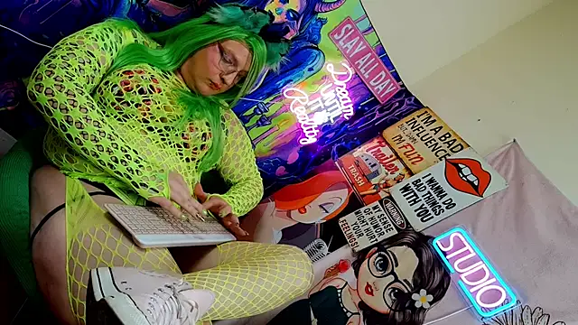 Blakelytgirl online show from May 30, 10:12 am