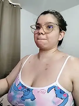Danzel1105 online show from May 28, 10:18 pm
