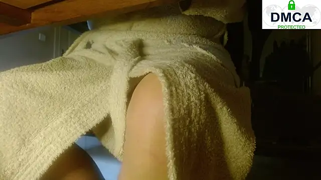 Snapshot of freaky_570 chatting on March 13, 4:02 pm freaky 570 online show from March 13, 4:02 pm