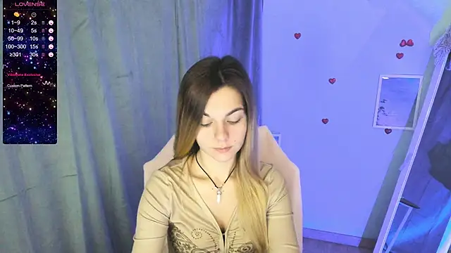 Snapshot of Sweet_me_ chatting on December 17, 7:18 am Sweet me online show from December 17, 7:18 am
