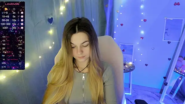 Snapshot of Sweet_me_ chatting on March 14, 7:26 am Sweet me online show from March 14, 7:26 am