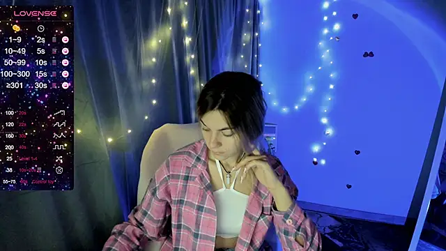 Snapshot of Sweet_me_ chatting on October 12, 5:50 am Sweet me online show from October 12, 5:50 am