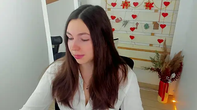 Lexy flower online show from February 1, 1:42 pm