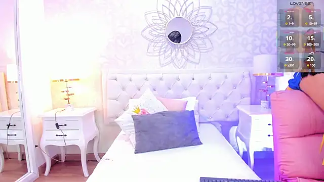 Snapshot of Valerith_Vega_ chatting on March 26, 8:14 pm Valerith Vega online show from March 26, 8:14 pm