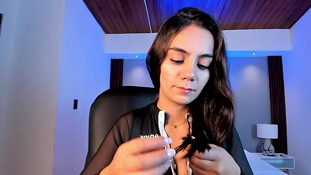 martina mancini online show from March 10, 11:37 am