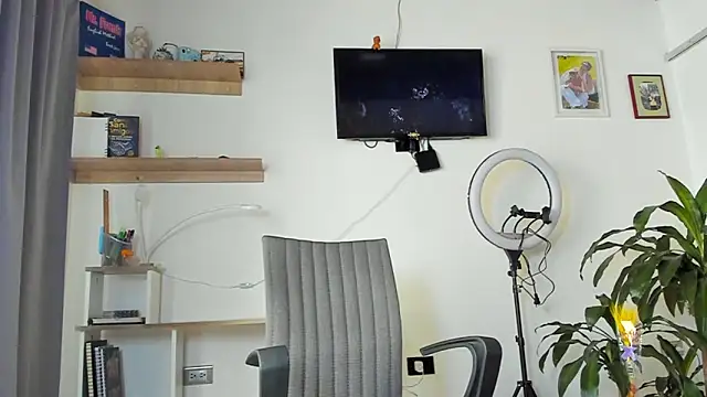 manucute 23  online show from January 19, 2:54 pm