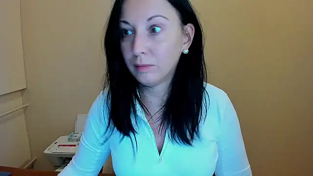 Snapshot of Wife4Cuck chatting on December 5, 4:34 pm Wife4Cuck online show from December 5, 4:34 pm